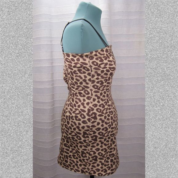 NWT Lazy Oaf Leopard Heart Mini Dress - M - Picture 5 of 11